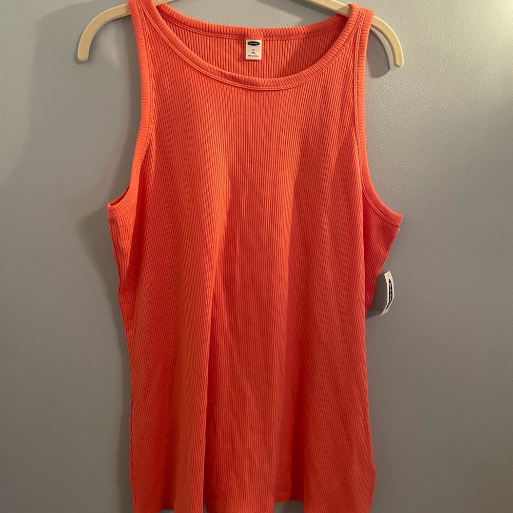 Coral ribbed tank top